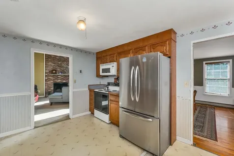 15 Cambridge Road Hampstead NH 03841