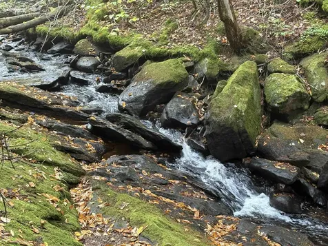 New Hampshire Route 25 Warren NH 03279