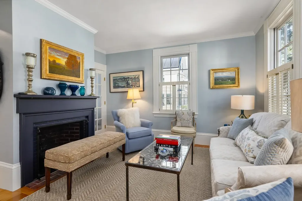 15 Atkinson Street New Castle NH 03854