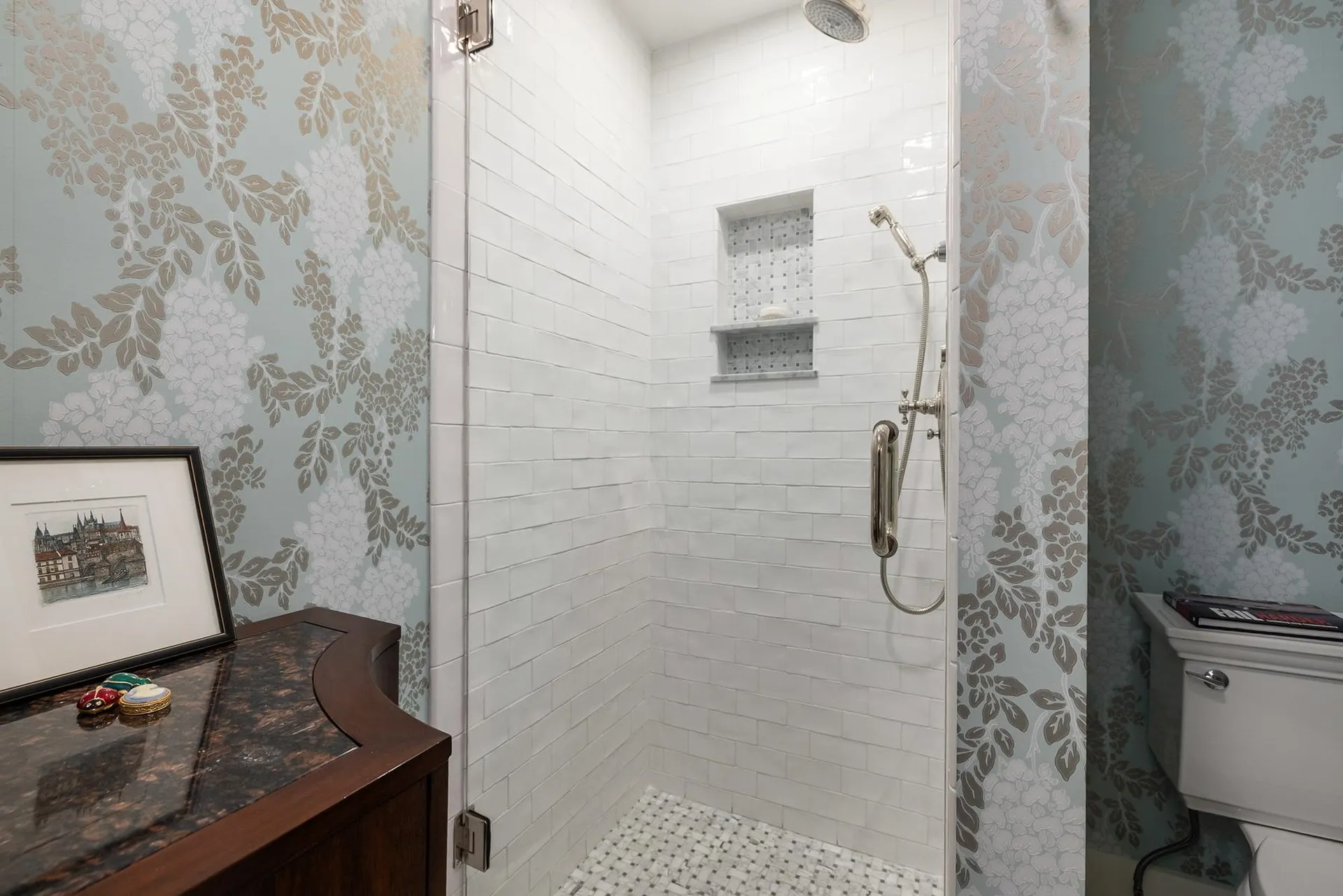 15 Atkinson Street New Castle NH 03854