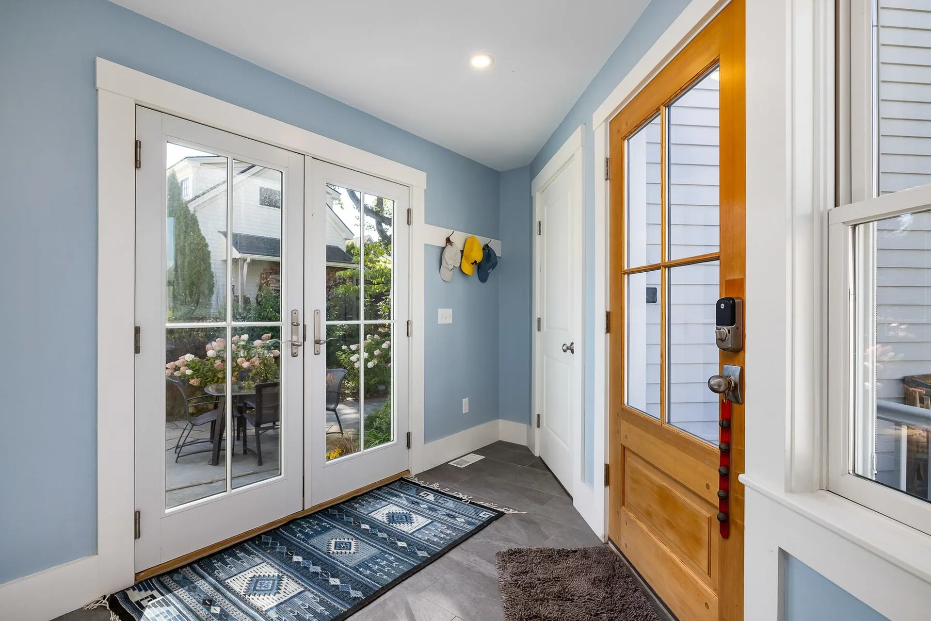 15 Atkinson Street New Castle NH 03854