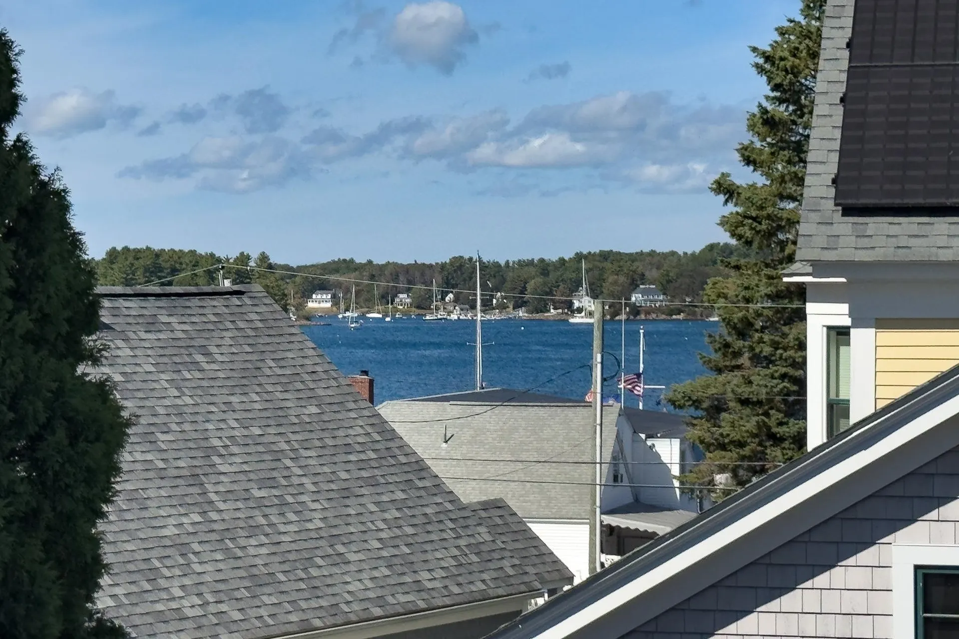 15 Atkinson Street New Castle NH 03854