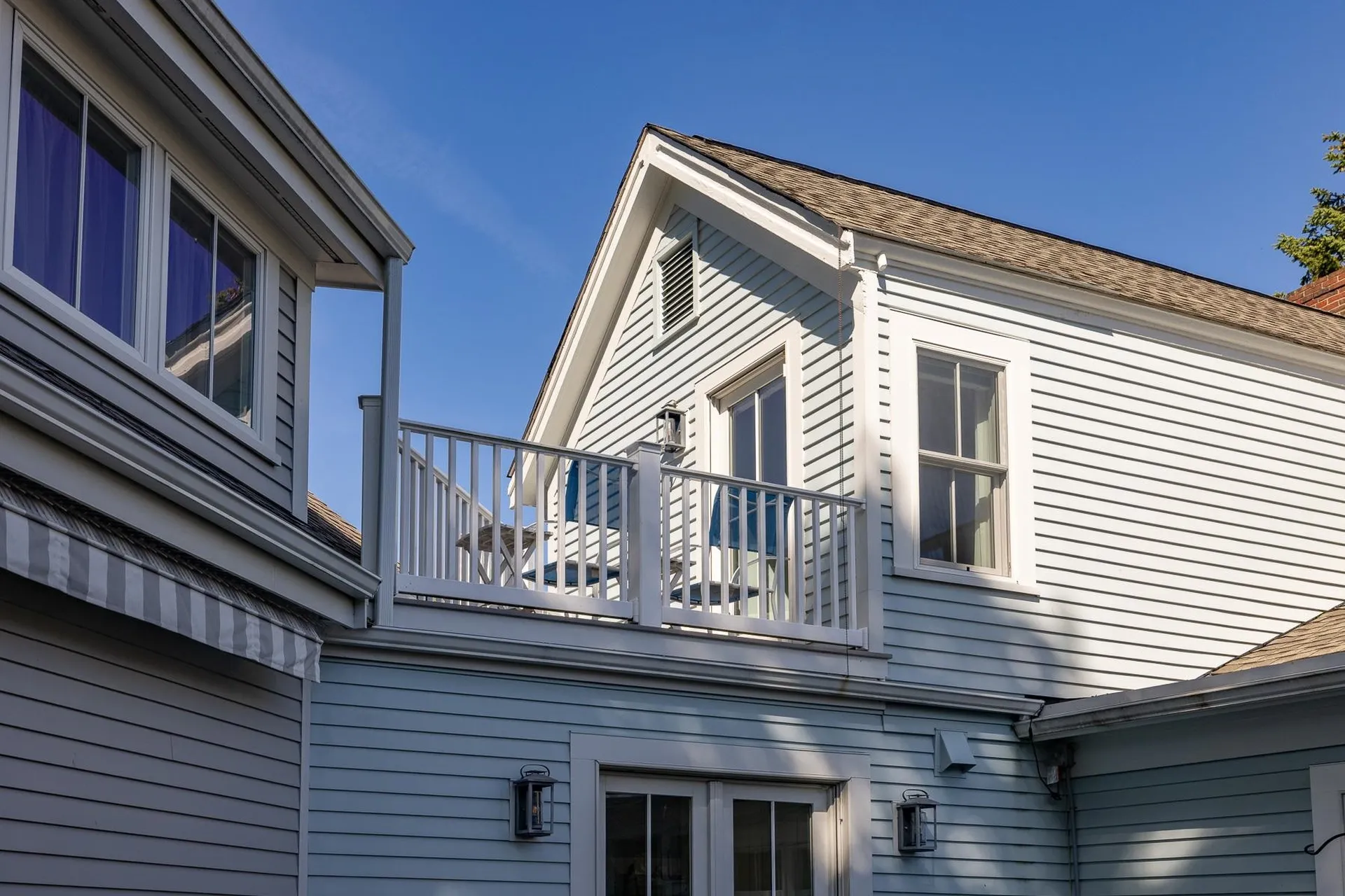 15 Atkinson Street New Castle NH 03854