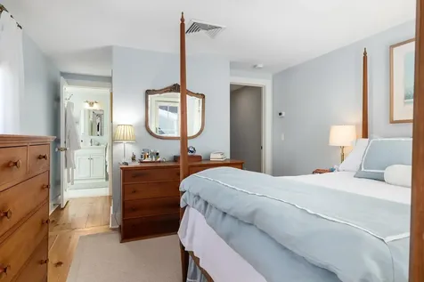 15 Atkinson Street New Castle NH 03854