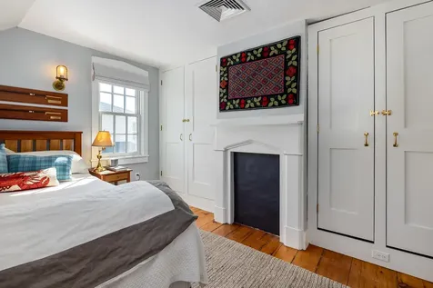 15 Atkinson Street New Castle NH 03854