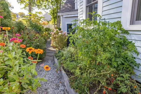 15 Atkinson Street New Castle NH 03854