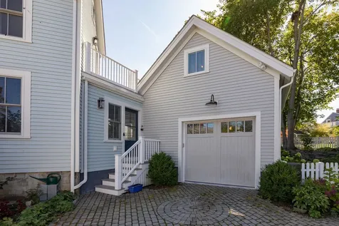 15 Atkinson Street New Castle NH 03854