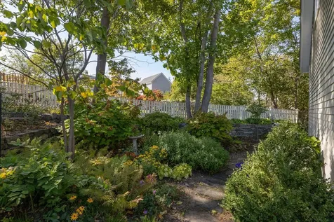 15 Atkinson Street New Castle NH 03854