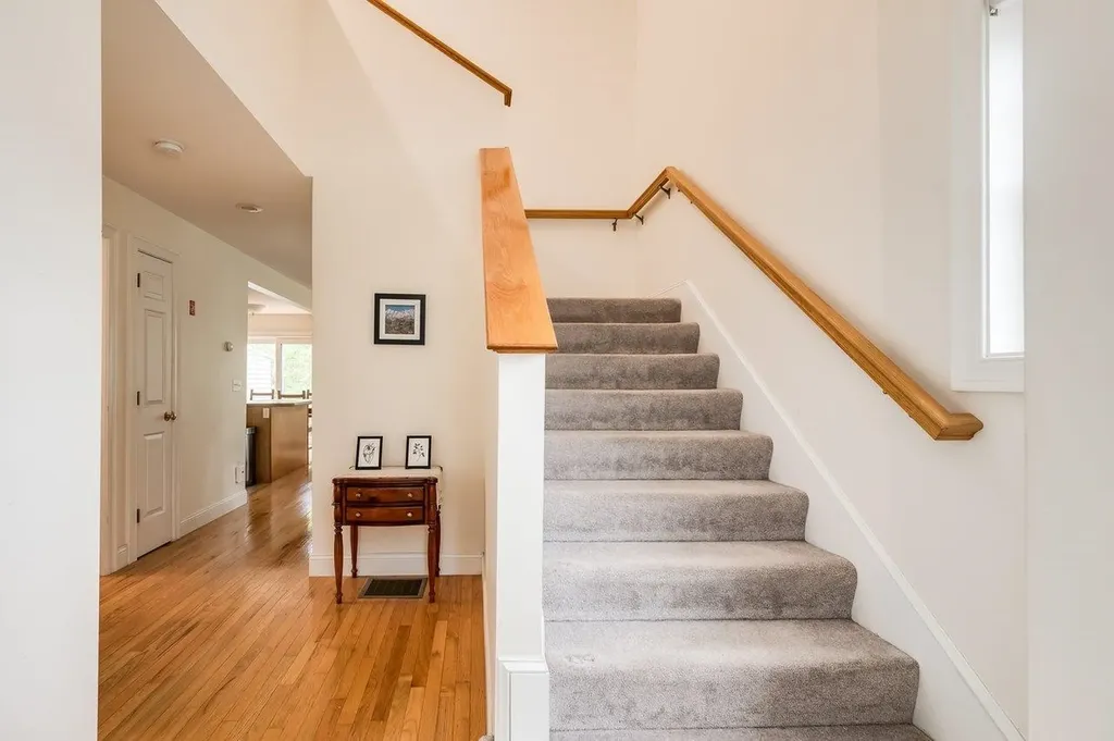 46 Ledgeview Drive Newmarket NH 03857