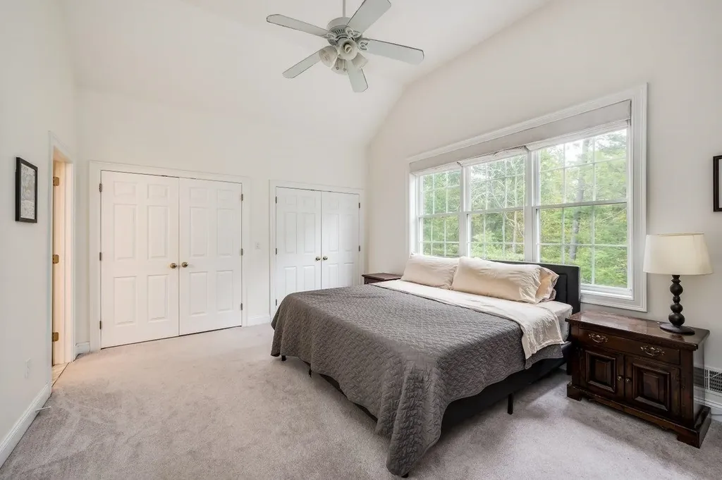 46 Ledgeview Drive Newmarket NH 03857