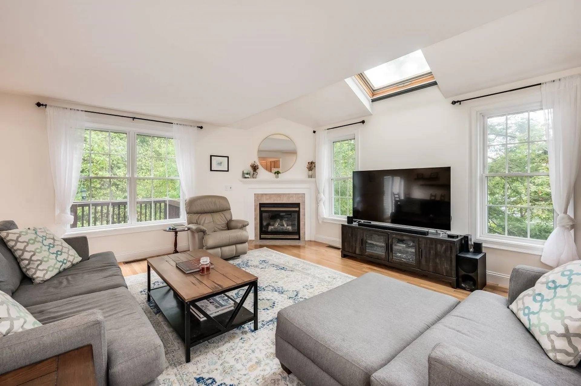 46 Ledgeview Drive Newmarket NH 03857