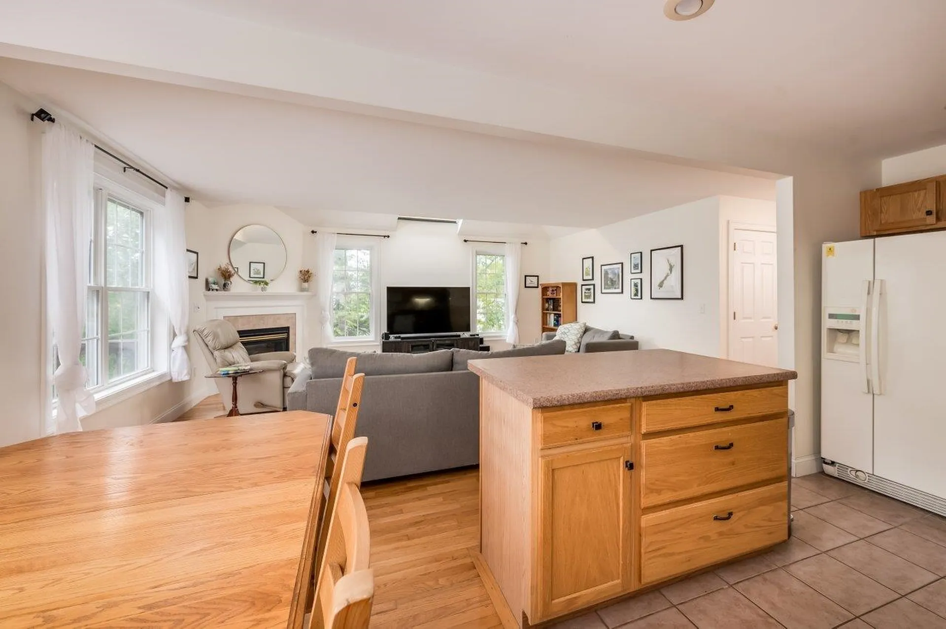 46 Ledgeview Drive Newmarket NH 03857