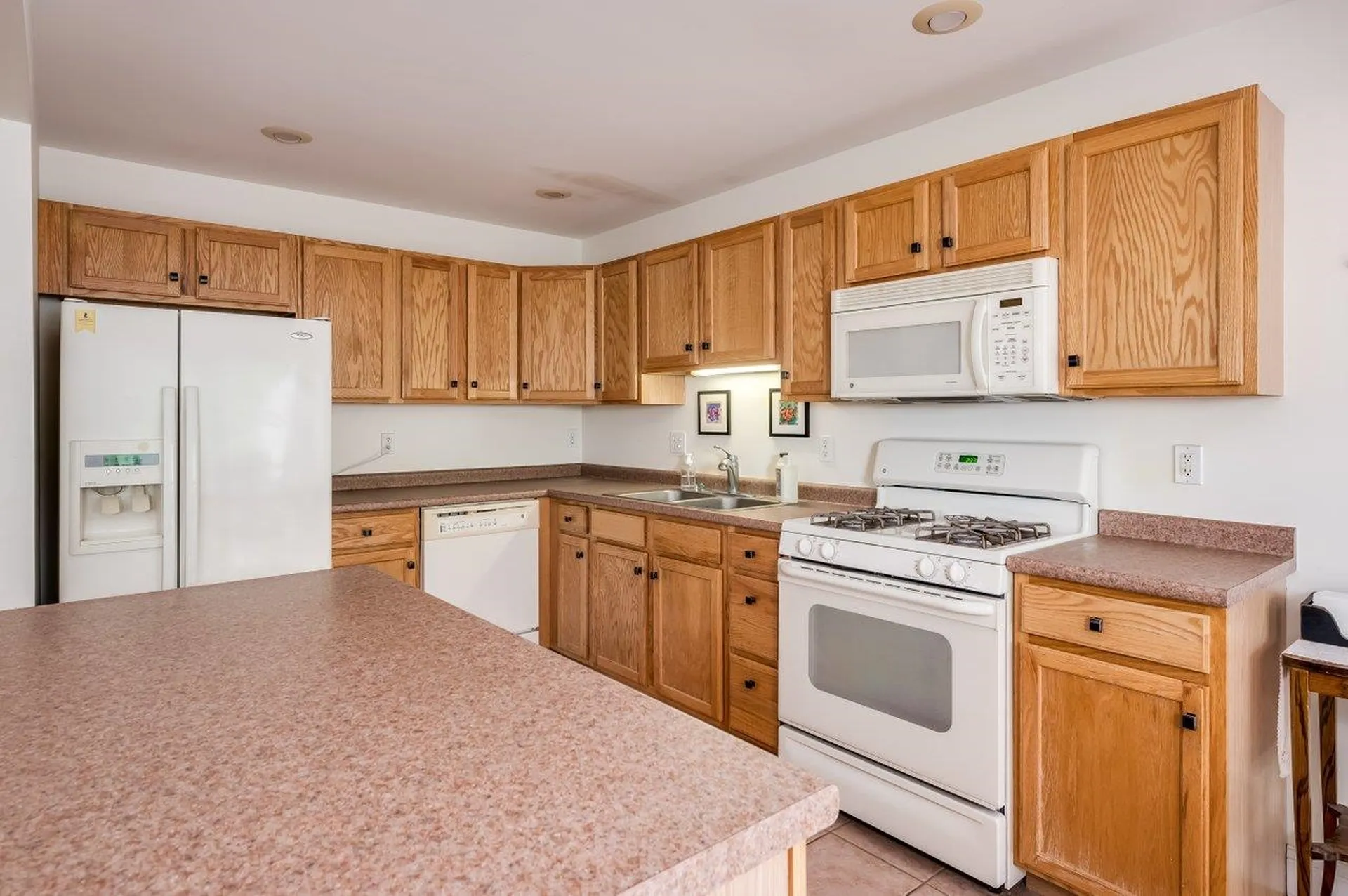 46 Ledgeview Drive Newmarket NH 03857