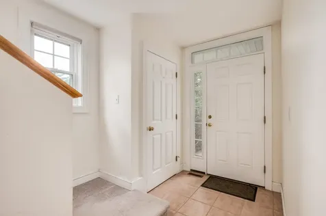 46 Ledgeview Drive Newmarket NH 03857