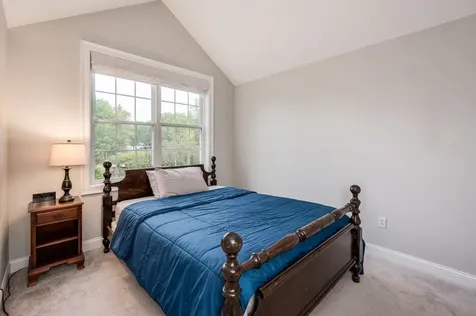 46 Ledgeview Drive Newmarket NH 03857