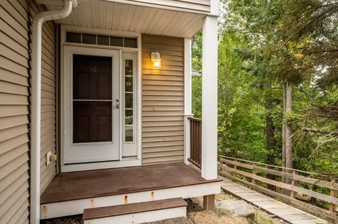 46 Ledgeview Drive Newmarket NH 03857