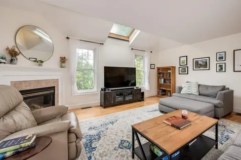 46 Ledgeview Drive Newmarket NH 03857