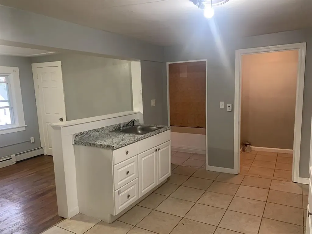 12 Broad Street Somersworth NH 03878