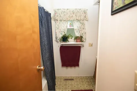 76 Old Church Road Claremont NH 03743