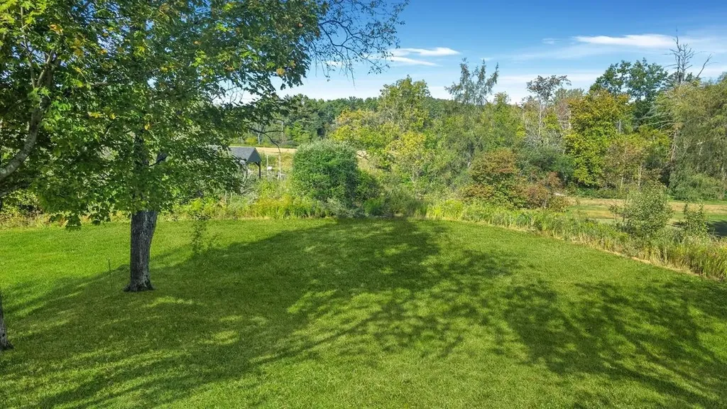 35 Canaan Street Canaan NH 03741