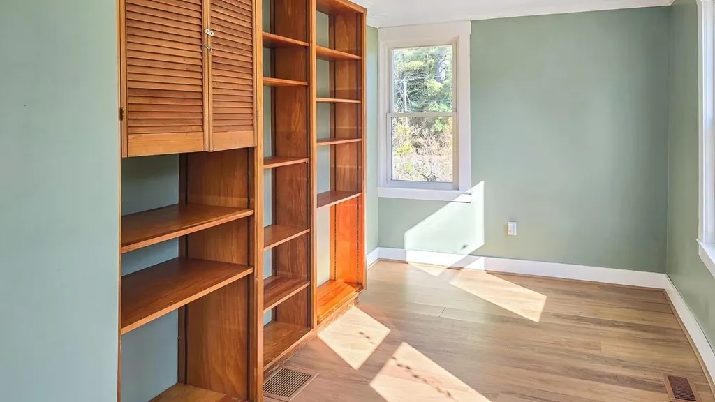 35 Canaan Street Canaan NH 03741