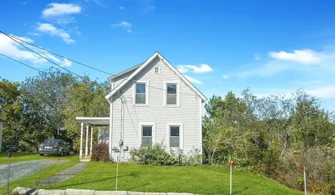 35 Canaan Street Canaan NH 03741