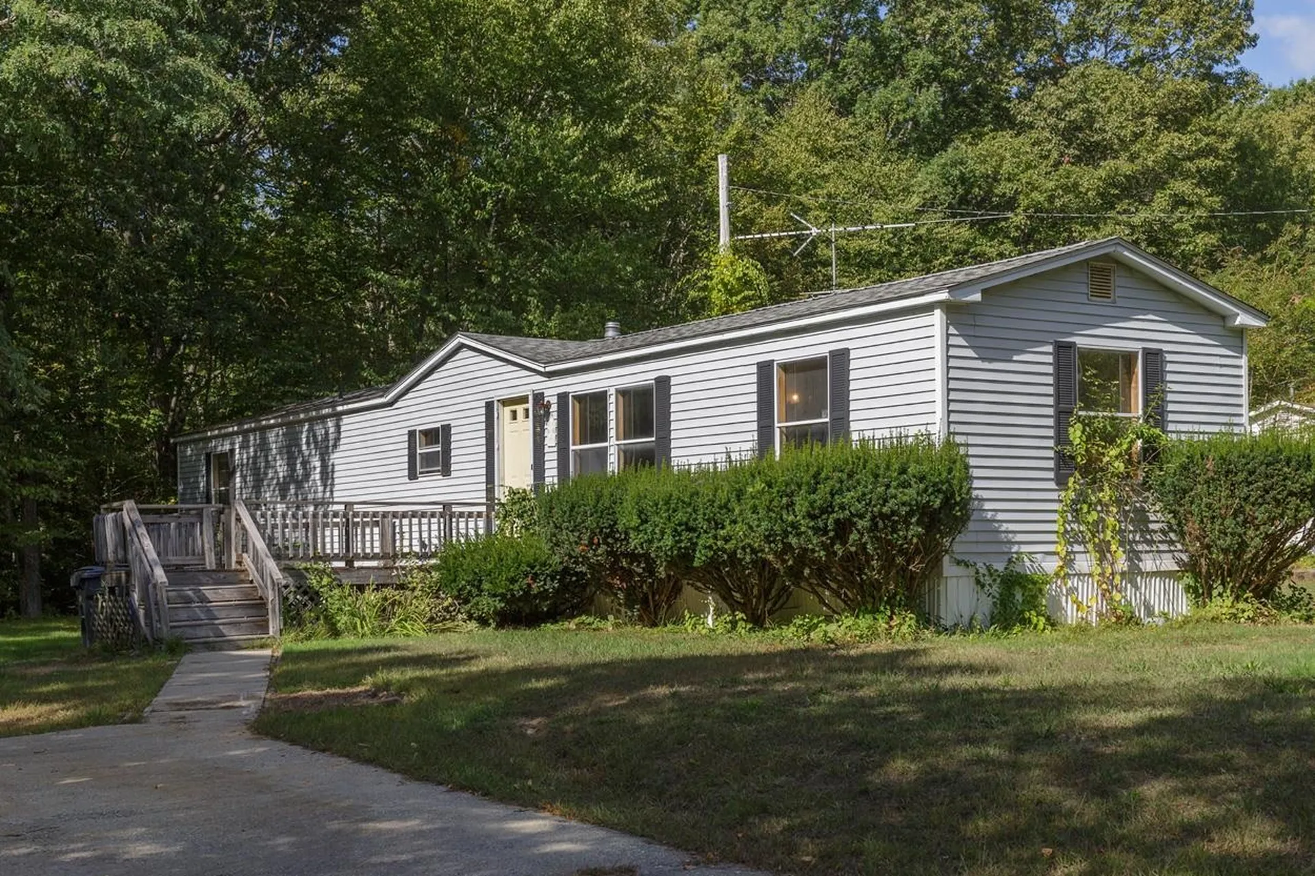 40 Squire Ridge Road Hampstead NH 03841