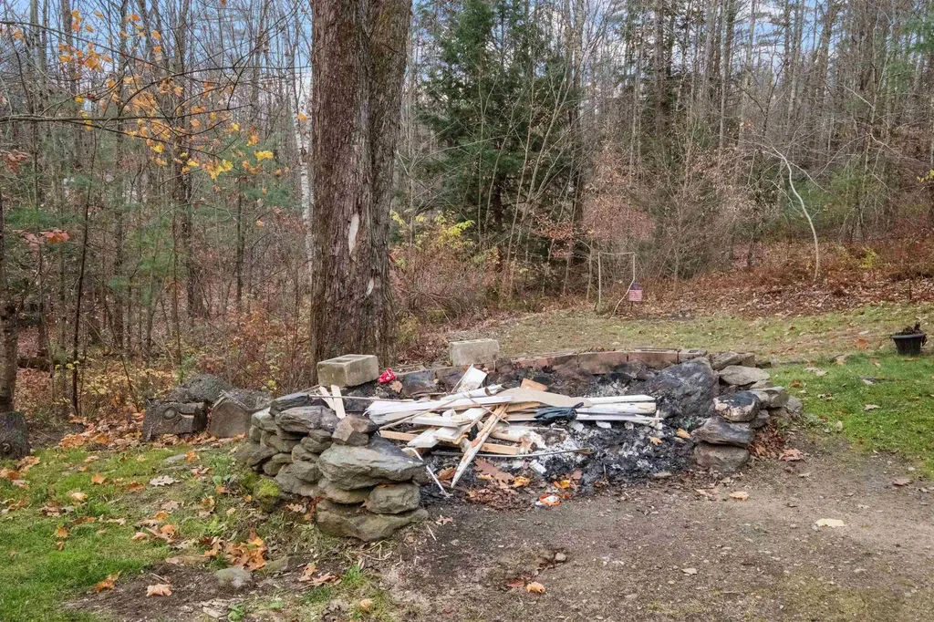 260 Garland Road Barnstead NH 03218