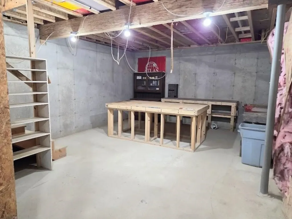 237 Halls Pond Road Charlestown NH 03603