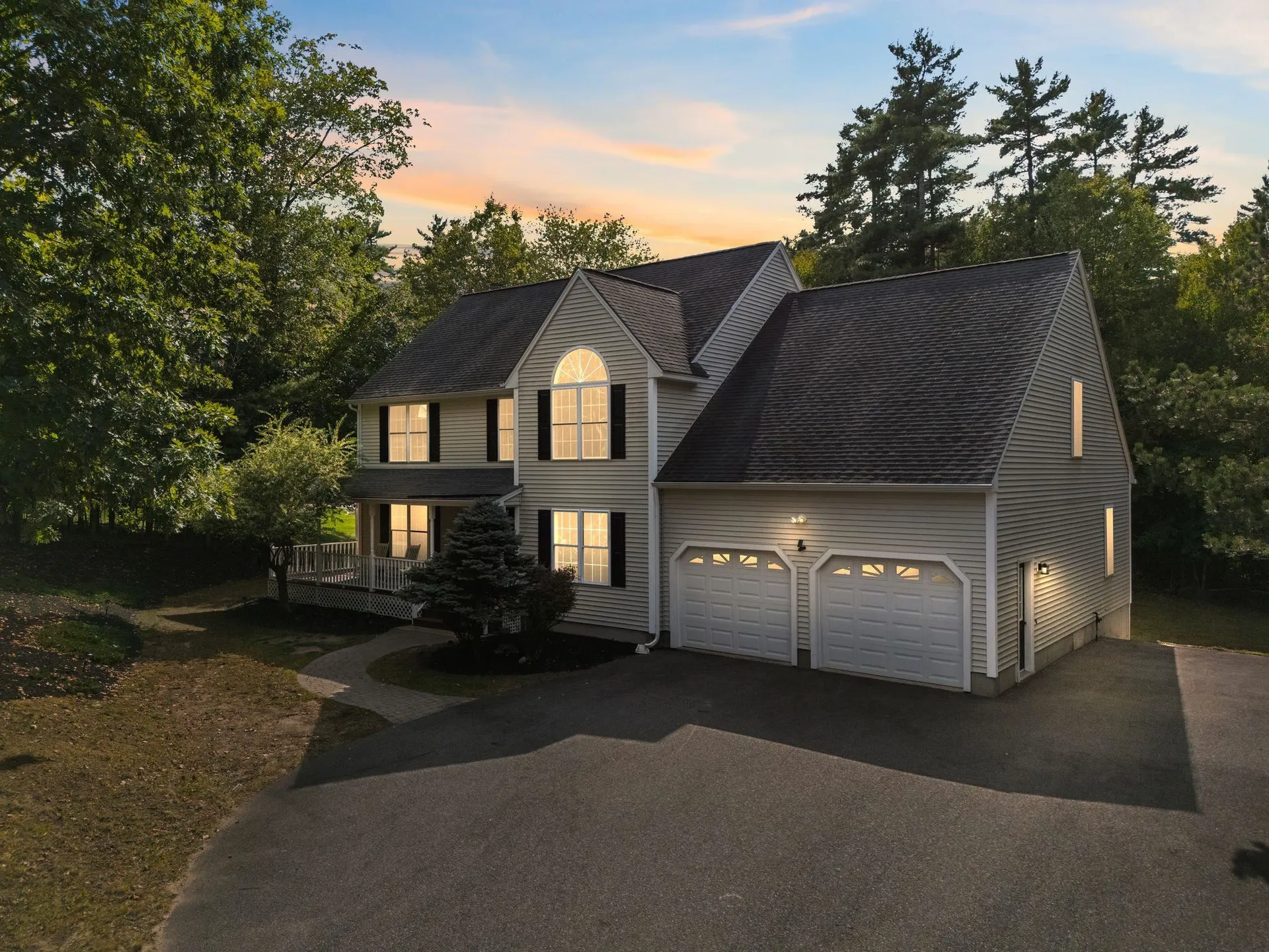 30 Windsor Drive Auburn NH 03032