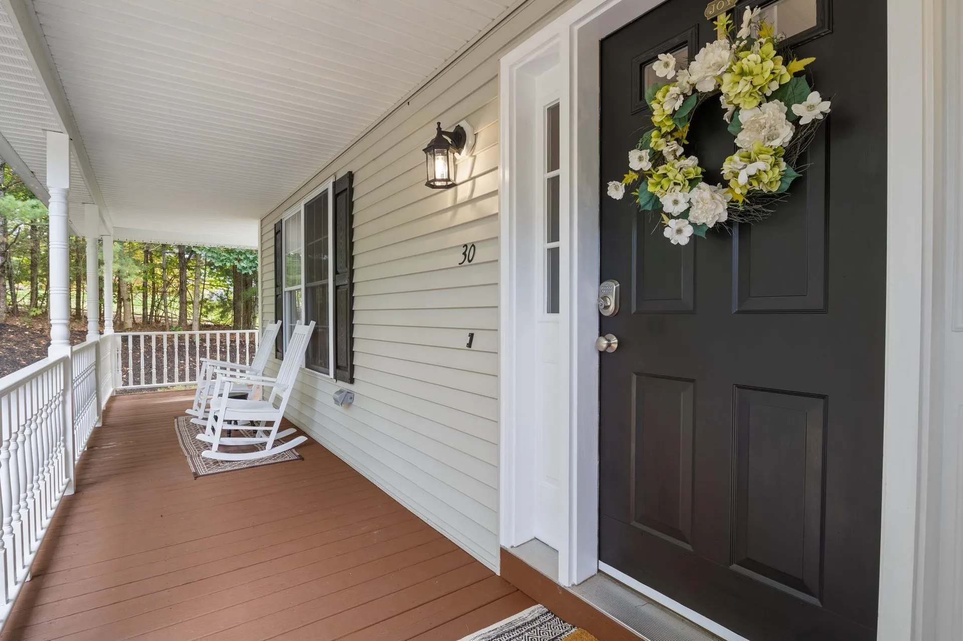 30 Windsor Drive Auburn NH 03032