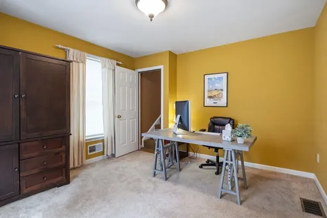 30 Windsor Drive Auburn NH 03032