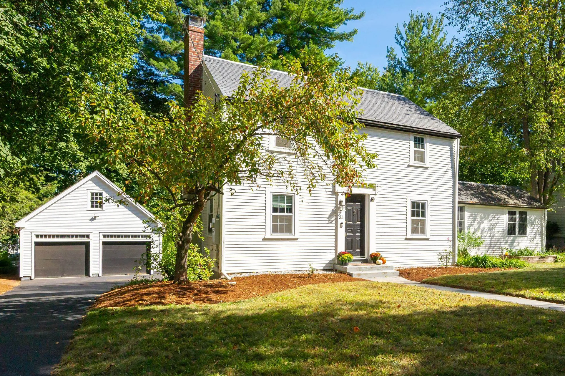 31 Raymond Street Nashua NH 03064