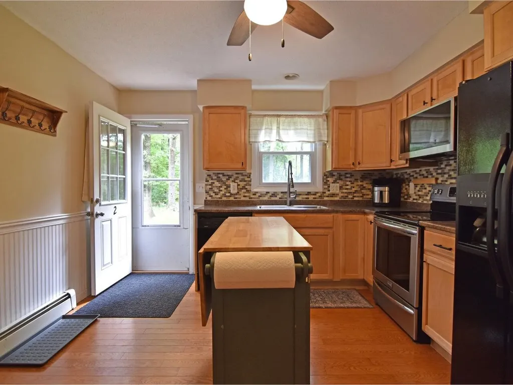 916 Williams Road Colchester VT 05446