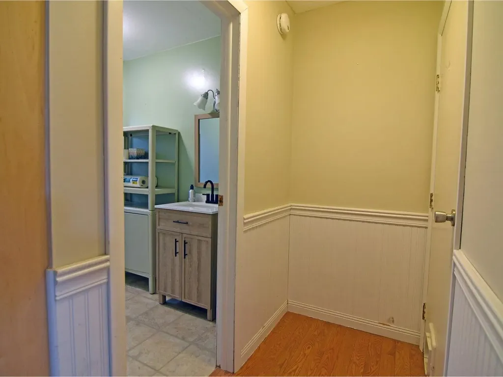 916 Williams Road Colchester VT 05446