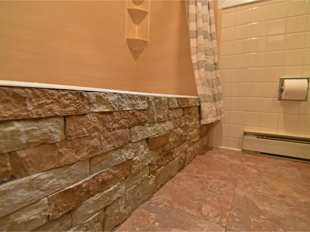 916 Williams Road Colchester VT 05446