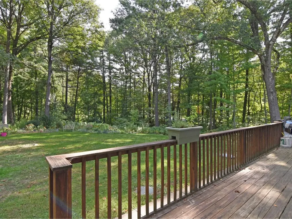 916 Williams Road Colchester VT 05446