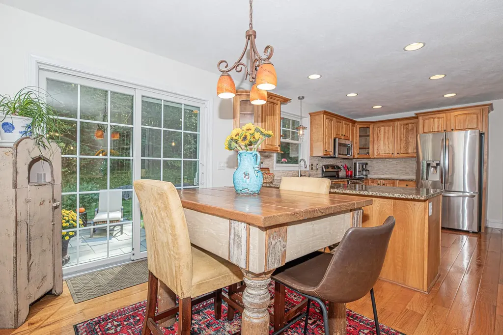 21 Greystone Road Kingston NH 03842