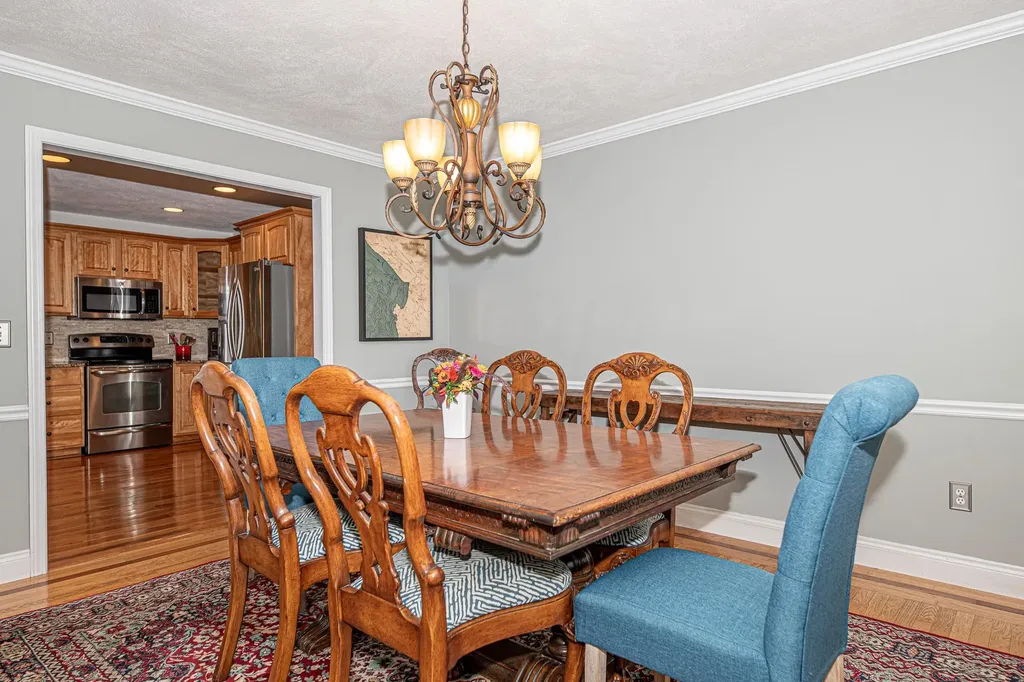 21 Greystone Road Kingston NH 03842