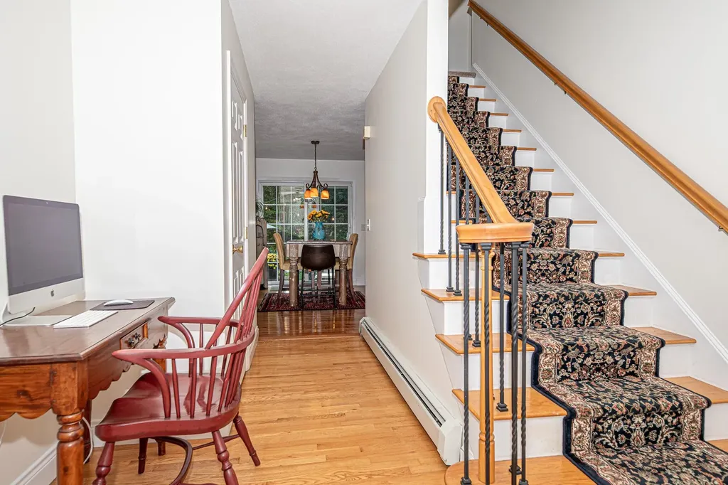 21 Greystone Road Kingston NH 03842