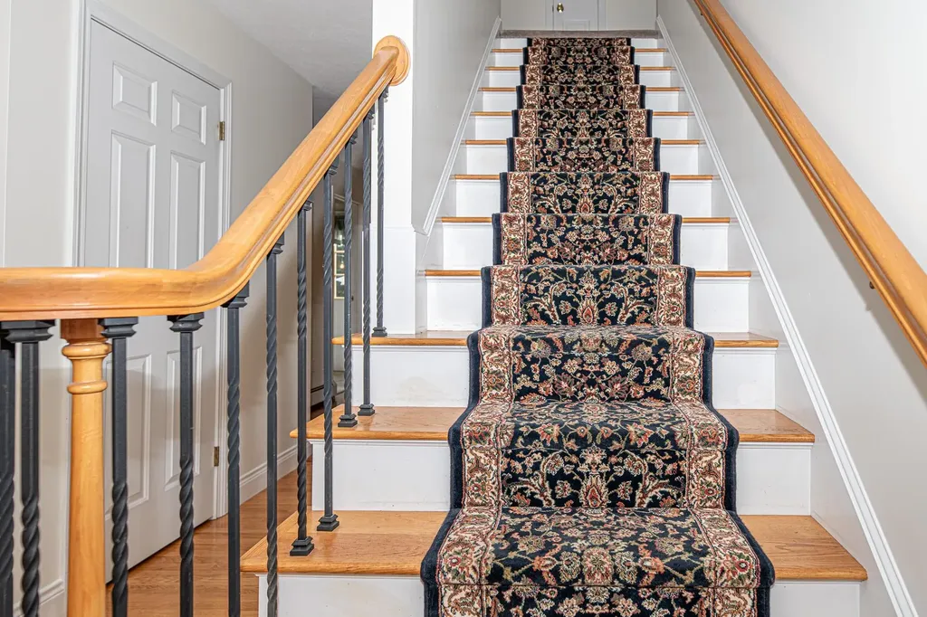 21 Greystone Road Kingston NH 03842