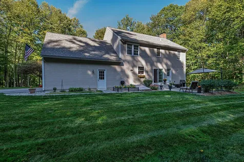 21 Greystone Road Kingston NH 03842