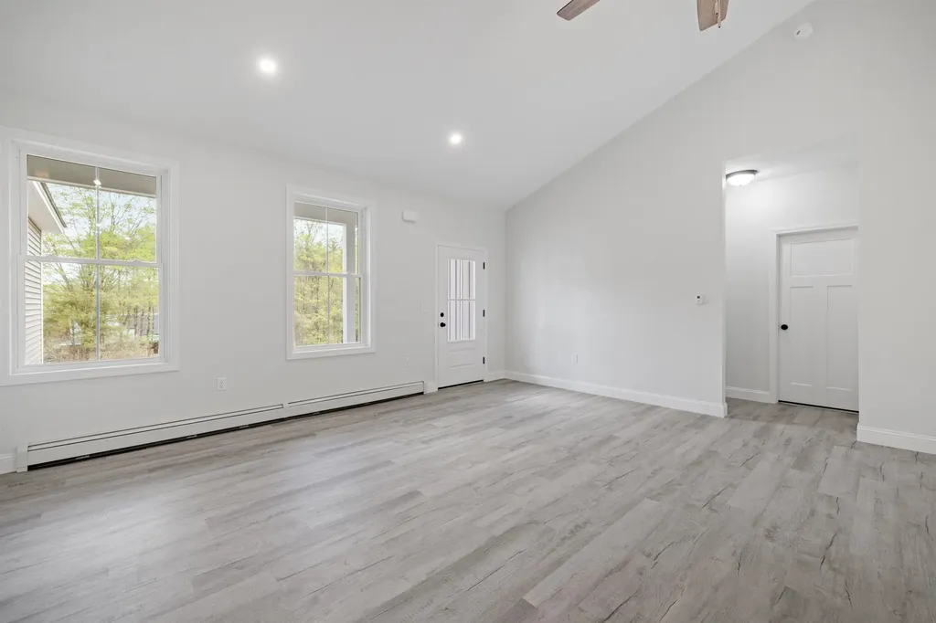 88 Knowles Pond Road Northfield NH 03276