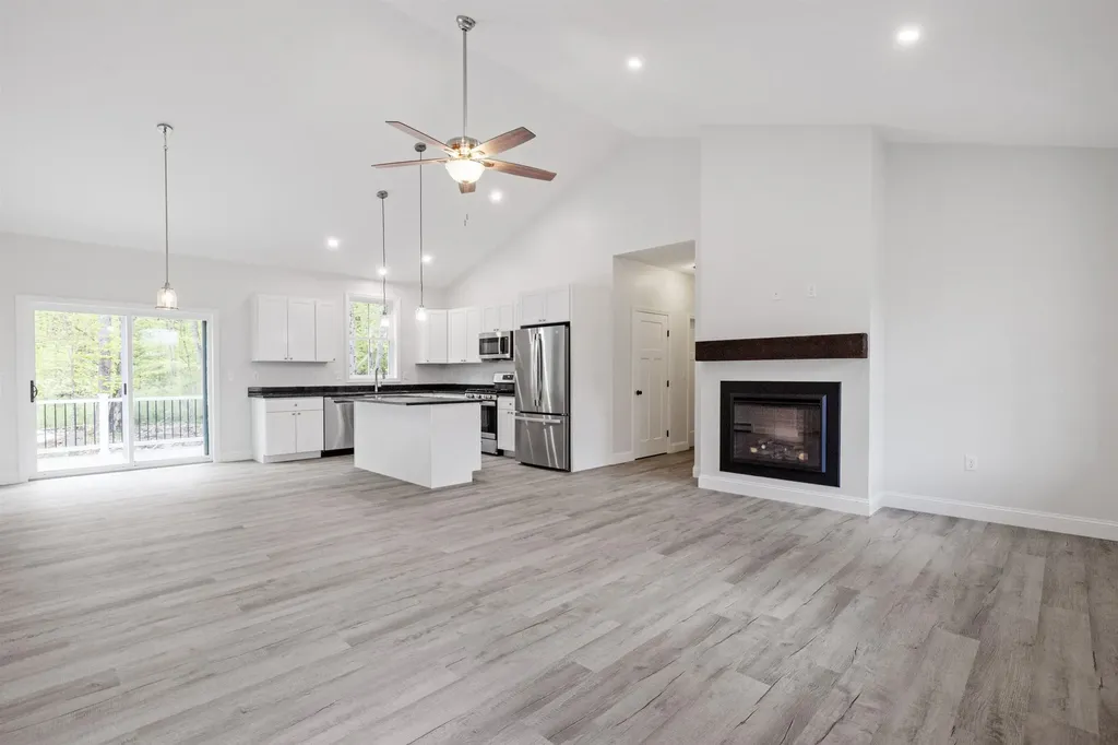 88 Knowles Pond Road Northfield NH 03276