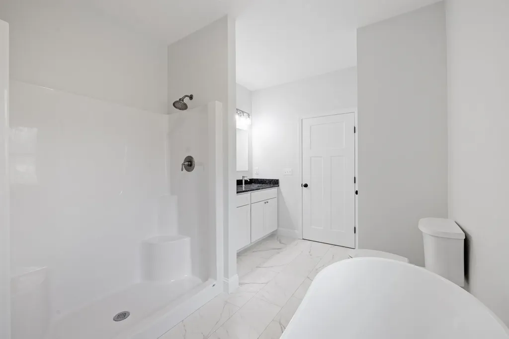 88 Knowles Pond Road Northfield NH 03276