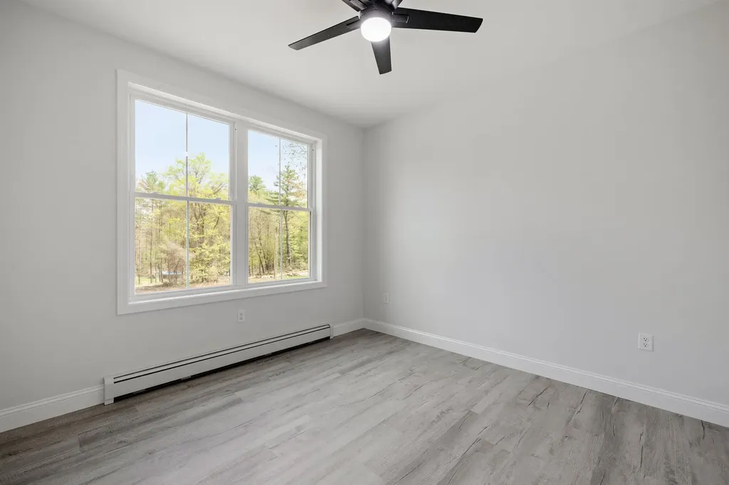 88 Knowles Pond Road Northfield NH 03276