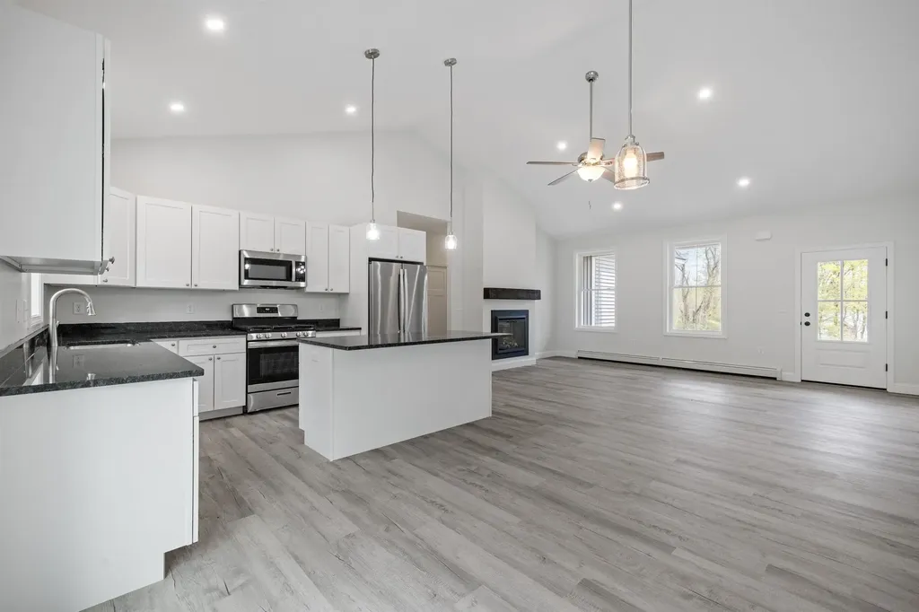 88 Knowles Pond Road Northfield NH 03276