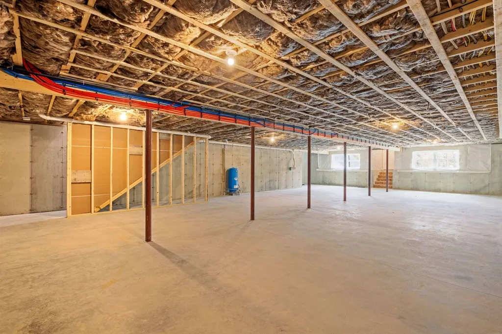 110 Knowles Pond Road Northfield NH 03276