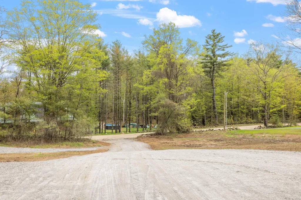 88 Knowles Pond Road Northfield NH 03276
