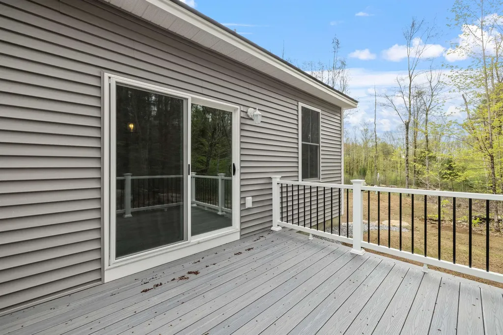 88 Knowles Pond Road Northfield NH 03276
